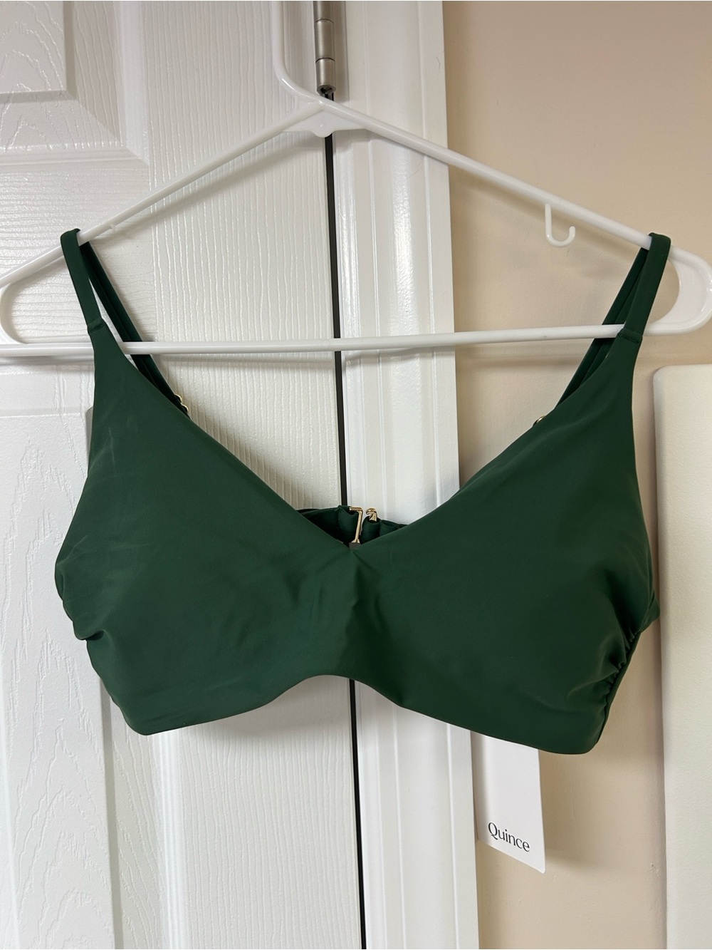 NWT Quince Italian V Neck Bikini Top Green